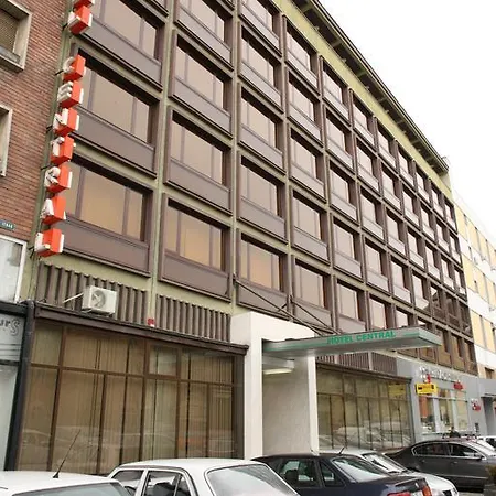 中央酒店 2*