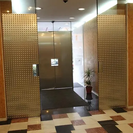 中央酒店 酒店 2*