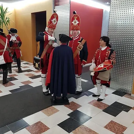 酒店 中央酒店 2*