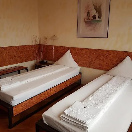 Hotel Central Hotel 2*