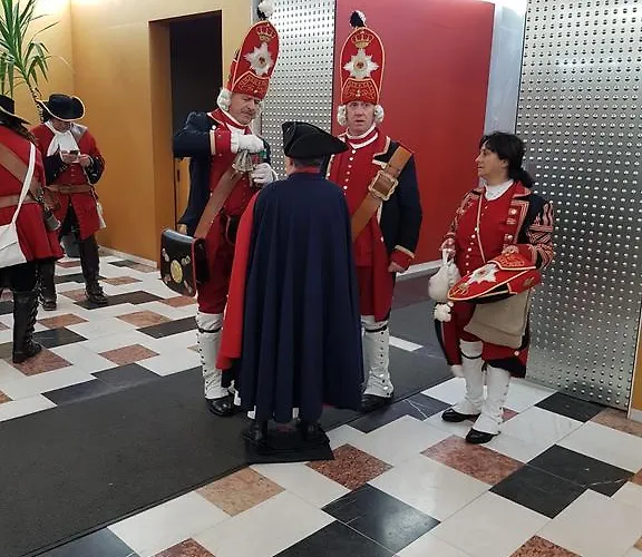 Ξενοδοχείο Hotel Central 2*