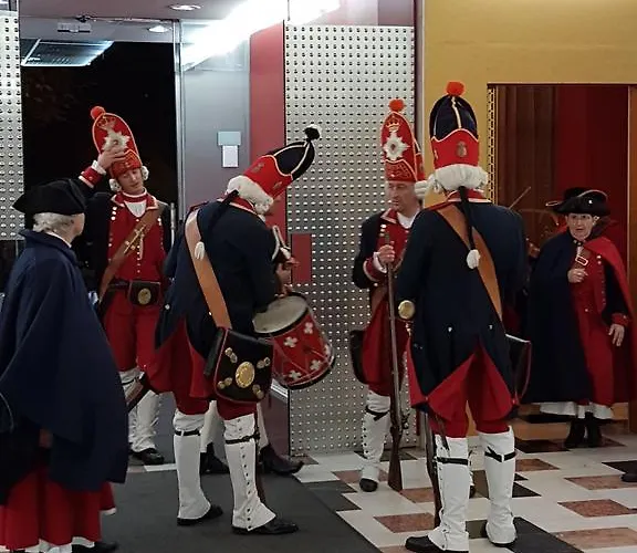 Ξενοδοχείο Hotel Central 2*