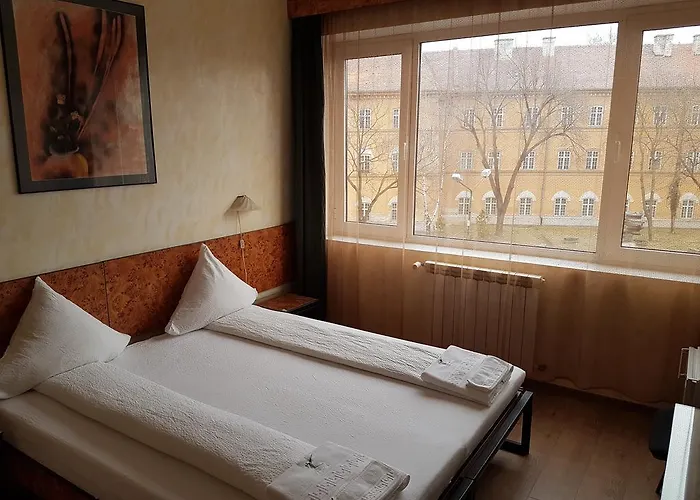 Hotel Central Ξενοδοχείο 2*